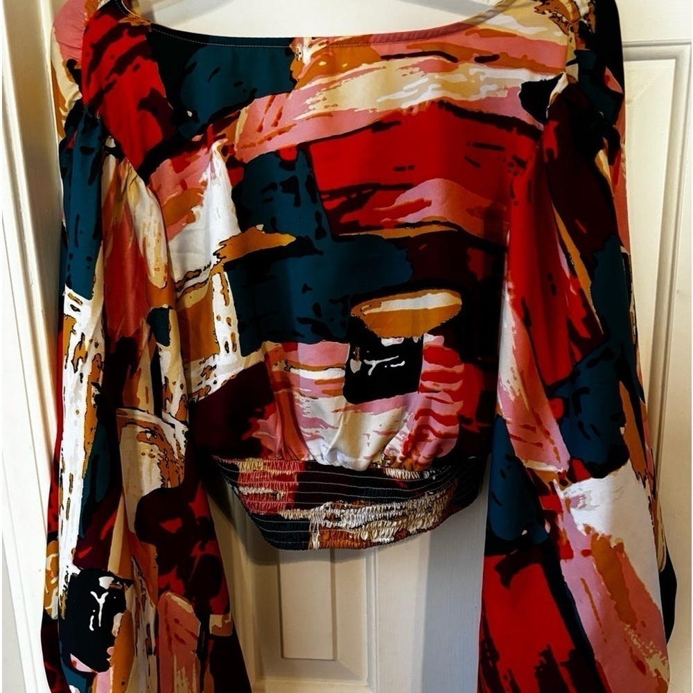 Live 4 Truth,Poppin’ Abstract Print, Blouson Sleeves,Smocked Top,Size Med. - Picture 7 of 7